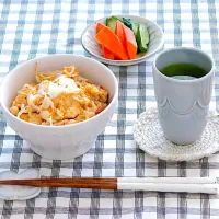 卵とカニカマの中華丼|＊Aloha＊さん