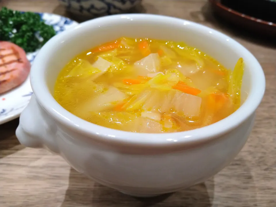 白菜のスープ|古尾谷りかこさん