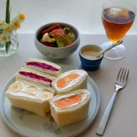 サンドイッチランチ♡|わことひろさん