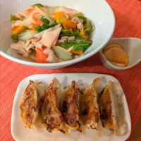 ☆中華丼　☆焼き餃子　☆大根キムチ| chikakoさん