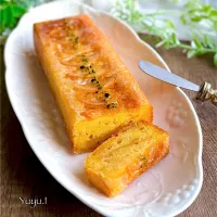 レモンコンフィのレモンケーキ🍋|ゆーこどんさん