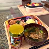 お味噌汁に七味|かっちゃん杉さん