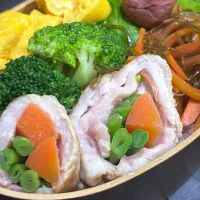 豚肉野菜巻き弁当※中まで火は通っているのに赤く見える・・・💦|ユウキ_タニさん