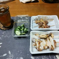 お土産の居酒屋さんの焼き鳥とぬか漬け|enarinさん