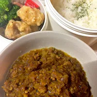 キーマカレーとレモン唐揚げ弁当|KUMIさん