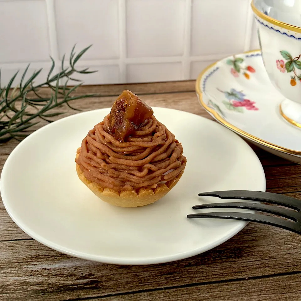 小さなモンブランタルト🌰|紅茶とお菓子と時々ごはんさん