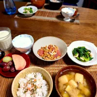 朝ごはん🌅！|まめころさん