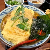 だし玉肉づつみうどん、明太子トッピング、鱈天、コロッケ|buhizouさん