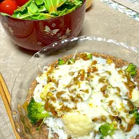 蒸しドライカレーチーズのせ|yasukoさん