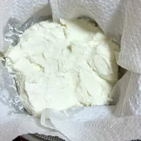 ヨーグルトでクリームチーズ|akkoさん