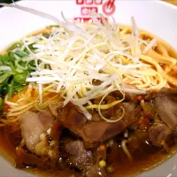 【1/24までの期間限定店舗】
【完全キャッシュレス対応】 
#新宿地下ラーメン 
笠岡ラーメン 一元堂 from 岡山県津山市 
笠岡ラーメン
@新宿小田急エース北館
26018
〈醤8塩4噌󠄀2タ1出1F0冷0チ1混1つ0〉