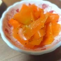 人参🥕のリボンサラダ| かめちゃんさん