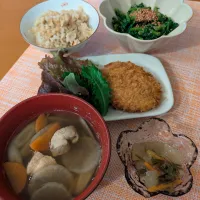☆けんちん汁　☆牛肉コロッケ　☆炊き込みご飯　☆数の子松前漬　☆ごま和え| chikakoさん