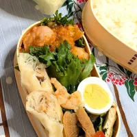 本日のお弁当〜エビチリと春巻の弁当|f.1125beさん