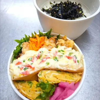 Snapdishの人気料理写真:🐔チキン南蛮弁当🐔