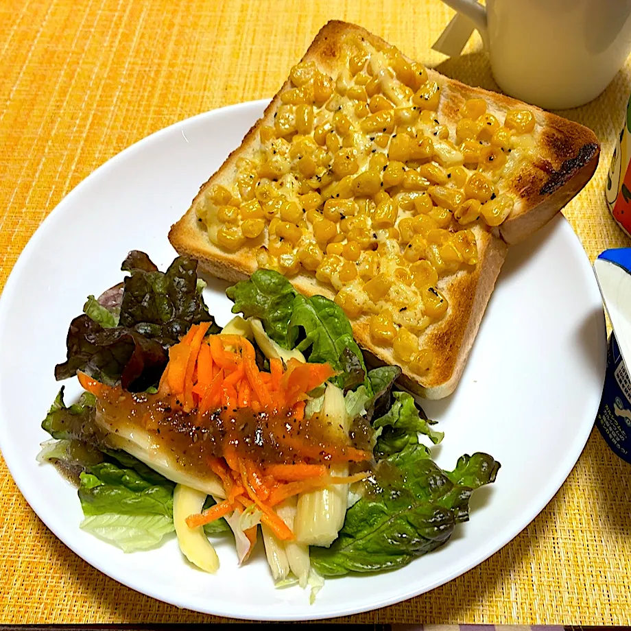 コーントースト🌽|akkoさん