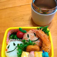 ニコニコおにぎりと海老フライ！|さやかさん