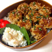 粗挽き豚つくねの香味ダレのっけ丼弁当|KUMIさん