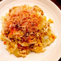 🥢夜【豆腐麺で焼きうどん】🥢|Laniさん