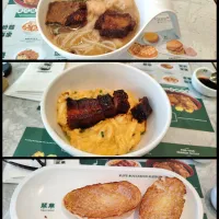 Lunch@Hong Kong Tsui Wah Soft pork cartilage prawn wantons mixian fish soup noodlesfried rice scrambled eggs roasted charxiu🤤💋|🍒lynnlicious🍒さん