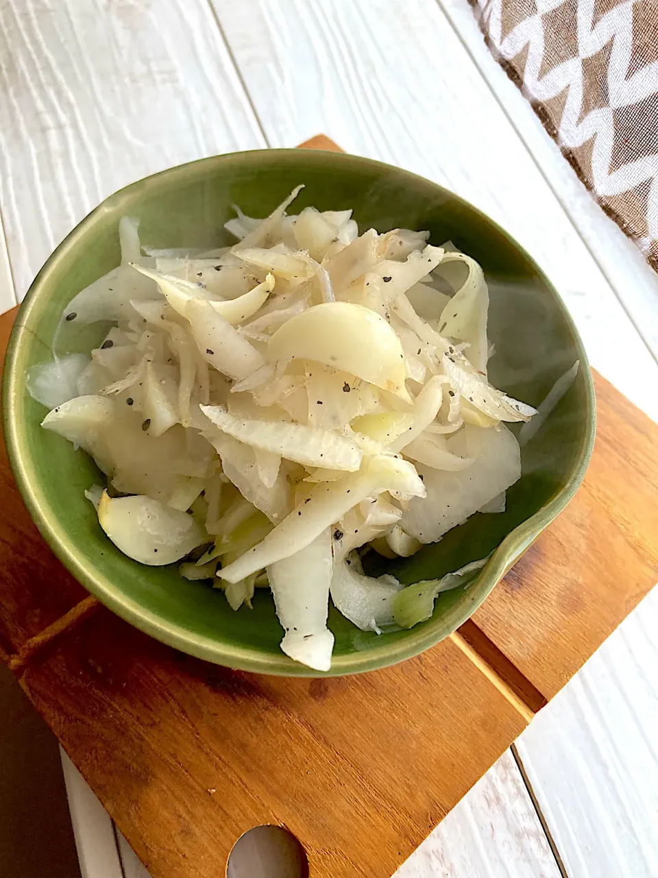 週末のおでん仕込み🍢大根の皮や切れ端と、百合根としらすの塩きんぴら|さくたえさん