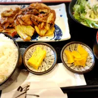 週替わり定食（ホイコーロ） ¥900|Blue Moon Caféさん