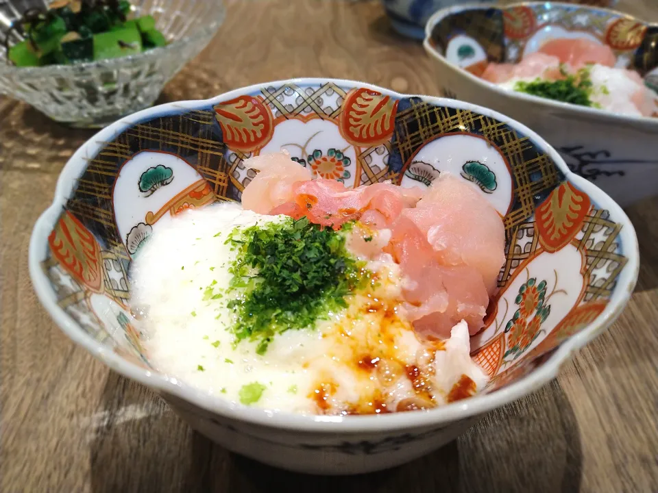 鮪の山かけ|古尾谷りかこさん