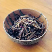 牛蒡と蒟蒻のきんぴら|マユマユさん