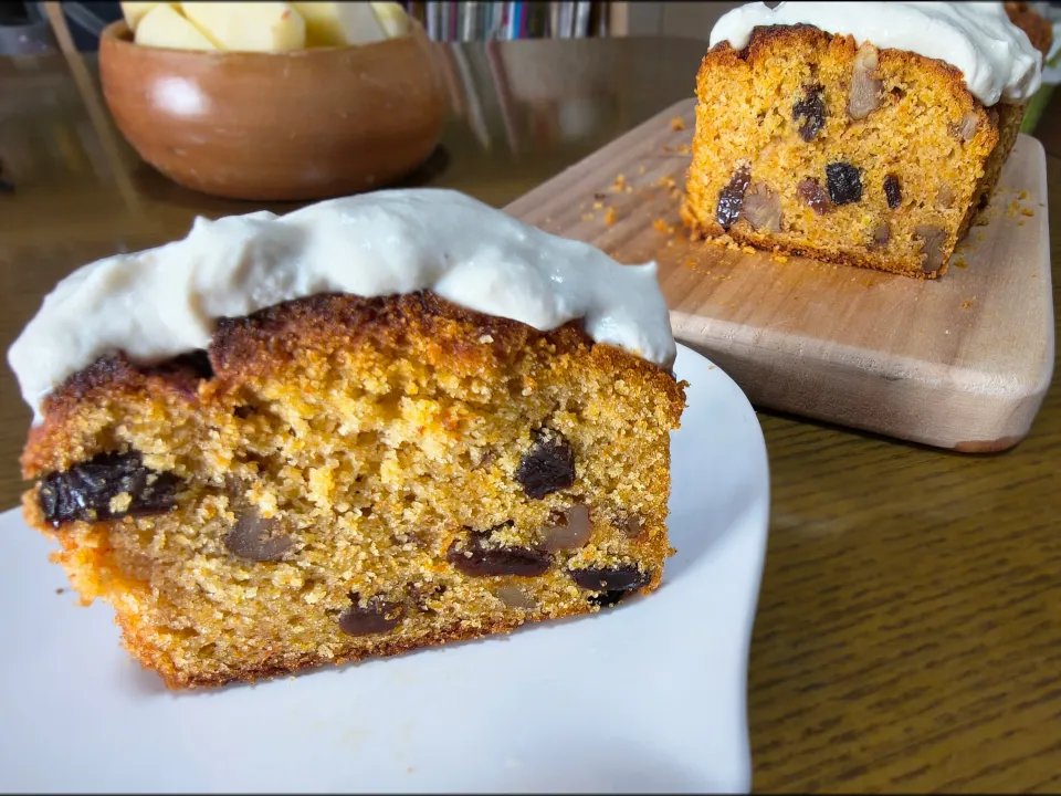 🥕豆乳クリームon米粉のキャロットケーキ🥕|みよぱさん