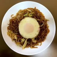 近鉄H デリカキッチン香ばしソース焼きそば（目玉焼き）|ばーさんさん