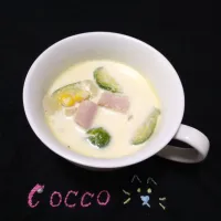 芽キャベツとベーコンのクリームスープ✨|cocco+さん