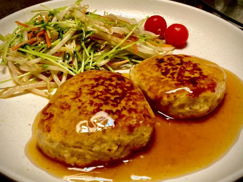 ヘルシーな「鶏・豆腐ハンバーグ」|mottoさん