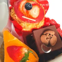 誕生日プレゼントのケーキ😍