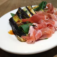焼き茄子と生ハム バルサミコクリーム|古尾谷りかこさん