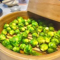 芽キャベツの蒸籠蒸し|ぎんさん