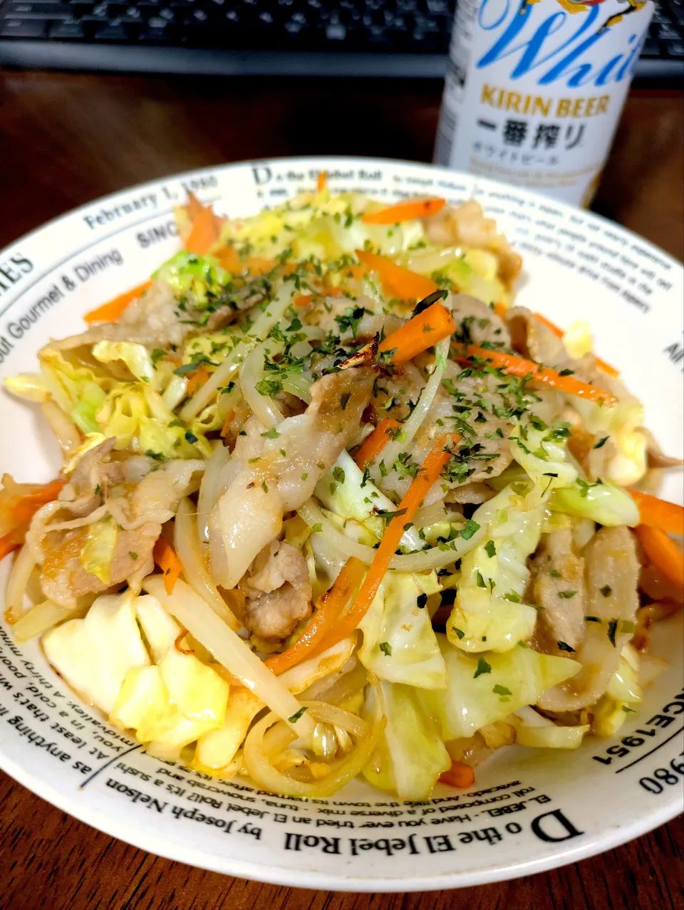 豚しょうが焼きベースの野菜炒め😋|jpsさん