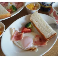 手づくり食パンで朝ごはん| chiakiさん