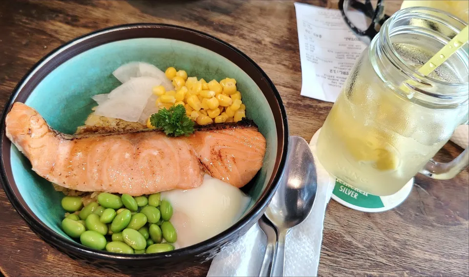 Teriyaki salmon bowl 😋🤤|🍒lynnlicious🍒さん
