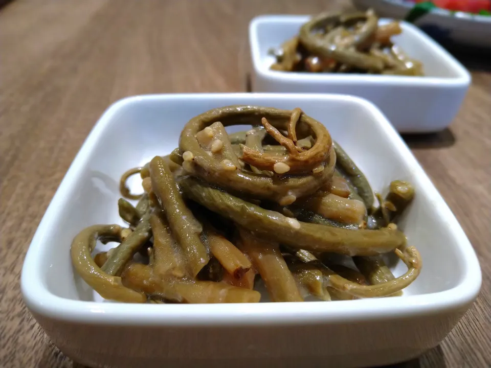 ぜんまいのナムル|古尾谷りかこさん