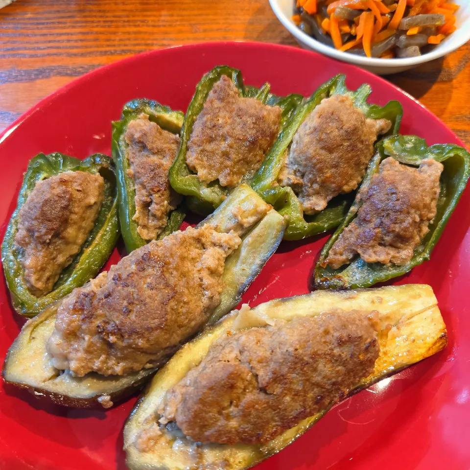 ピーマンと茄子の肉詰め|aoiさん