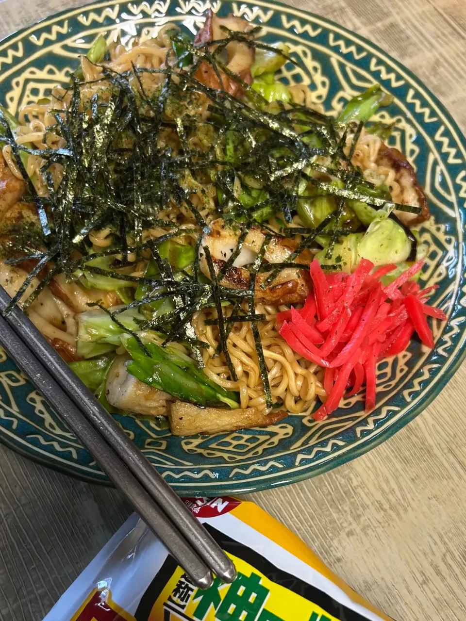 日清焼そばで|Morito Kamiyaさん