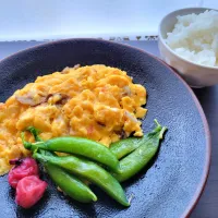 フジッコ惣菜卯の花で簡単オムレツ　　　　　　お弁当のおかずにもいけるかも💛|みるくここあさん