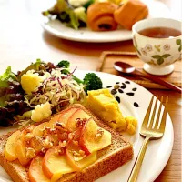 りんご×シナモンの朝トースト🍎|kaeさん
