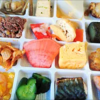 つがる惣菜「ひとくちだらけ」|番長さん