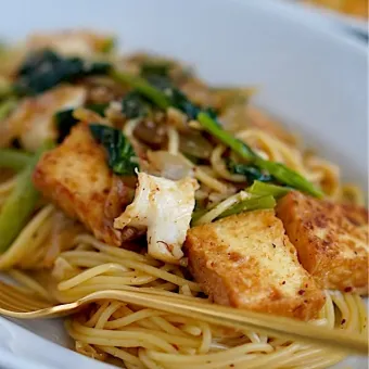 Snapdishの人気料理写真:厚揚げのXO醬パスタ