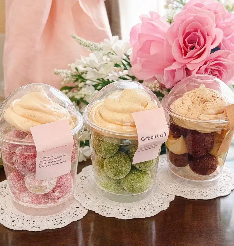 フラッペみたいなクッキー詰め合わせ🧁スノーボールとメレンゲクッキー 💝|あやめもちもちさん