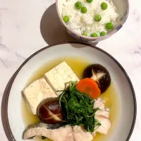 湯豆腐とグリンピースご飯|めんちゃんさん