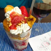 苺パフェ🍓|setuさん