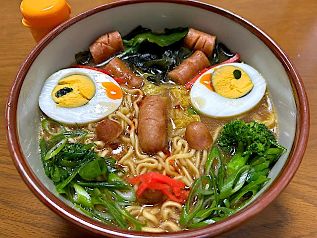 マルちゃん正麺🍜、豚骨醤油味❗️( ^ω^ )✨|サソリさん