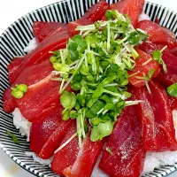 マグロ🐟丼|🌼𝑨𝐦𝐢🌼さん